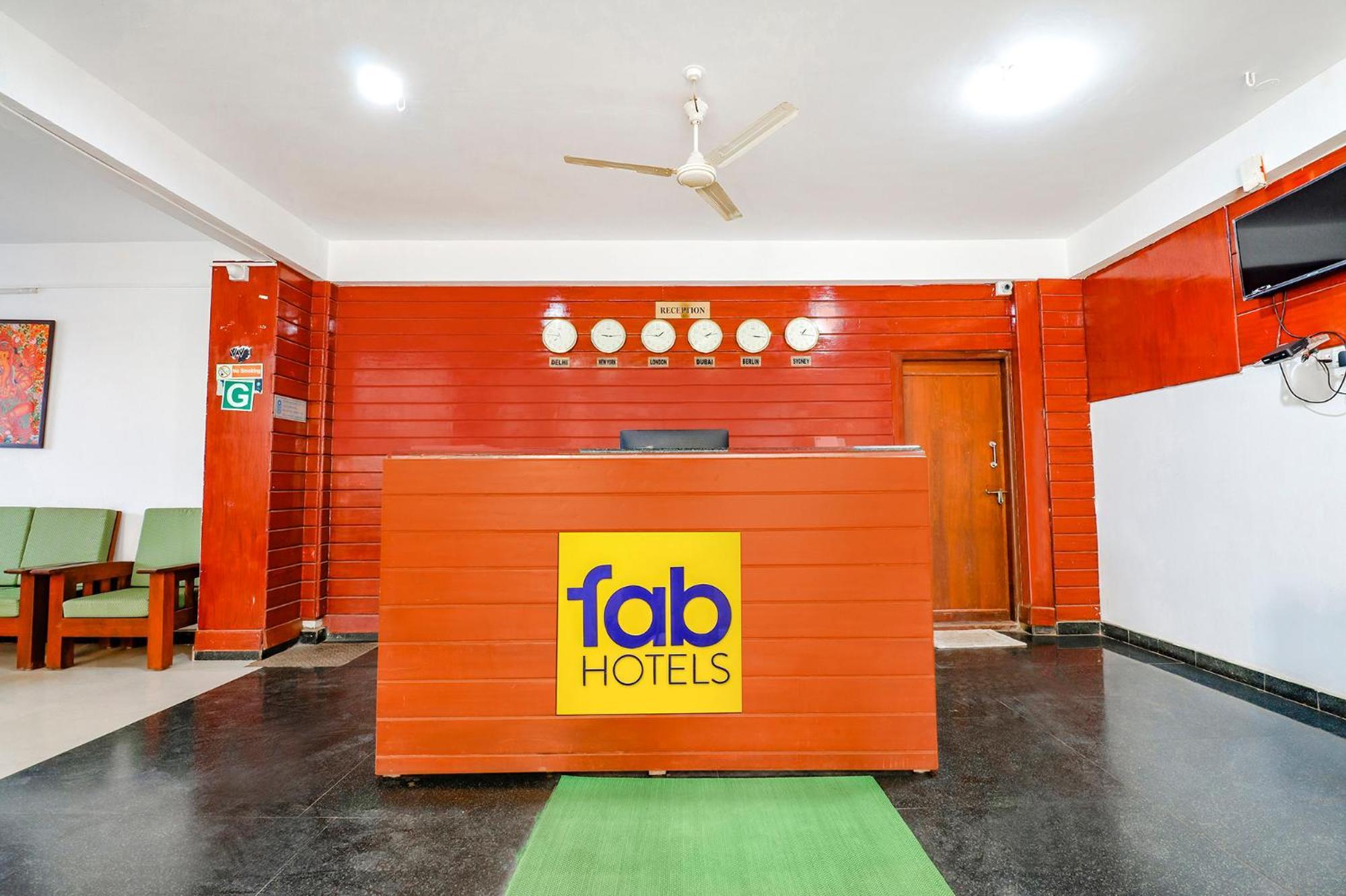 Fabhotel Raj Residency - 1Km From Madikeri Fort Екстериор снимка