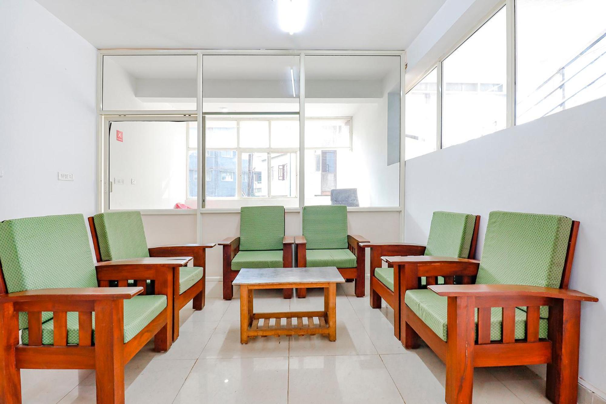 Fabhotel Raj Residency - 1Km From Madikeri Fort Екстериор снимка